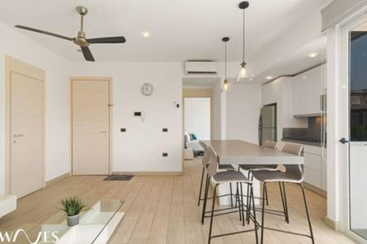 Apartamento 1 Br. W5th Avenue View Steps From The *